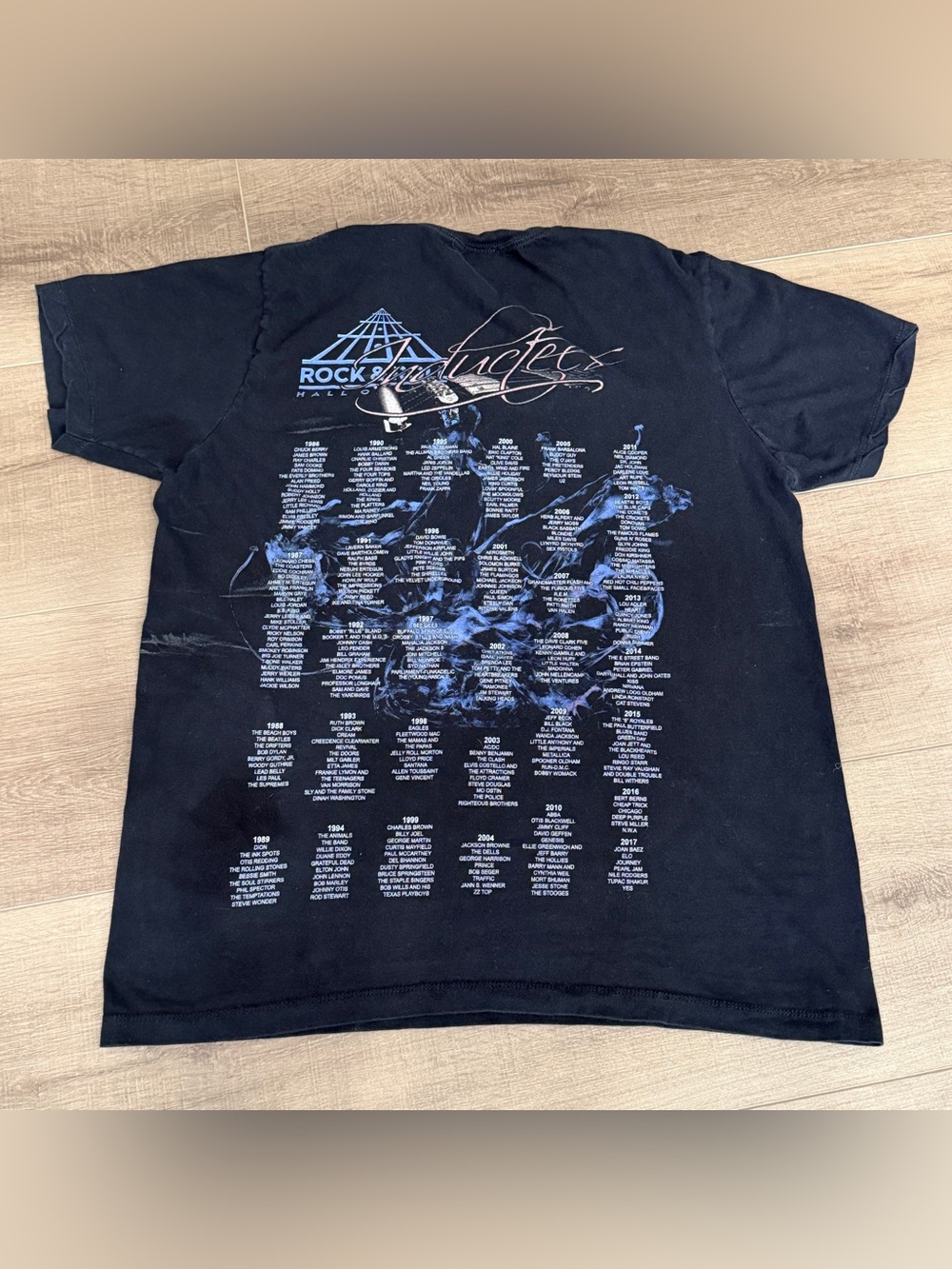 Rock & Roll Hall of Fame Inductees 1986-2017 Graphic T Shirt Black‎ Mens Large
